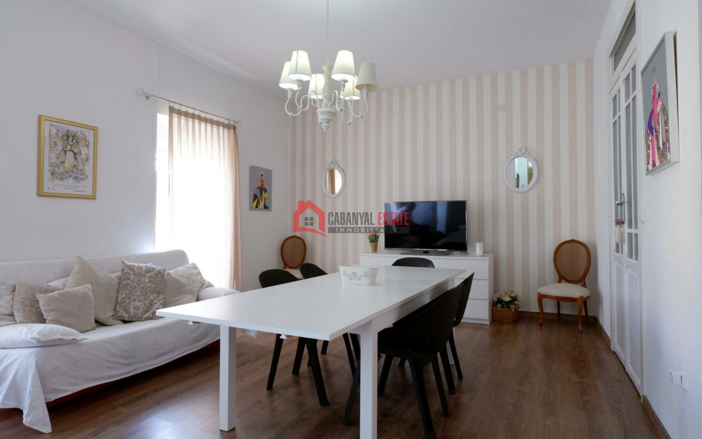 4-bedroom Flat In Valencia (148 M²)