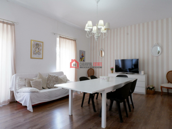 4-bedroom Flat In Valencia (148 M²)