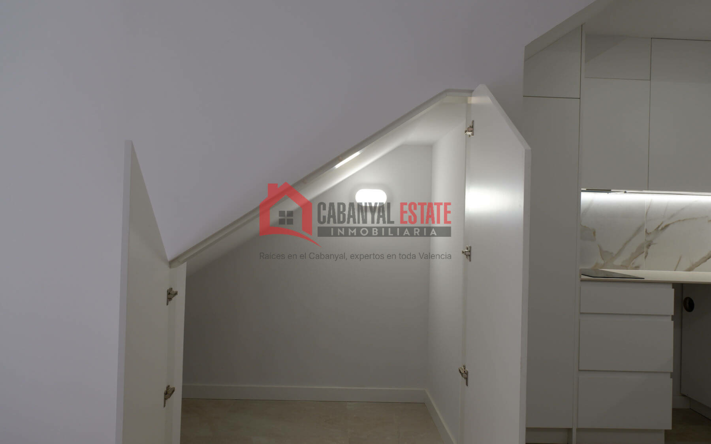 Study In Valencia (38 M²)