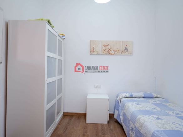 4-bedroom Flat In Valencia (148 M²)