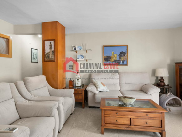 3-bedroom Flat In Valencia (116 M²)