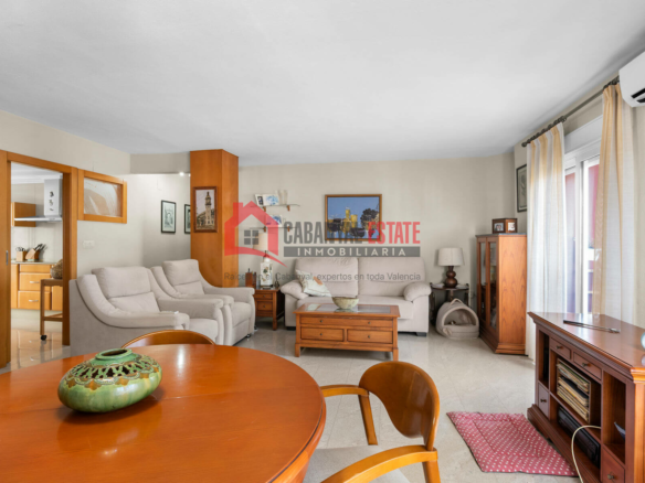 3-bedroom Flat In Valencia (116 M²)