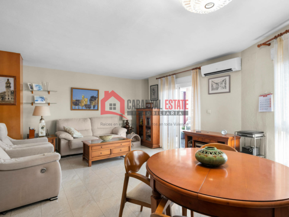 3-bedroom Flat In Valencia (116 M²)