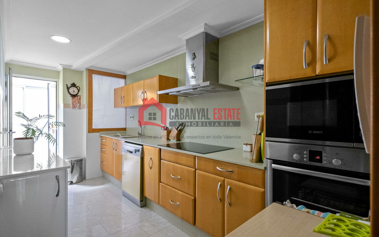 3-bedroom Flat In Valencia (116 M²)