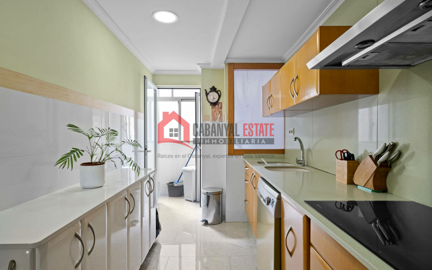 3-bedroom Flat In Valencia (116 M²)