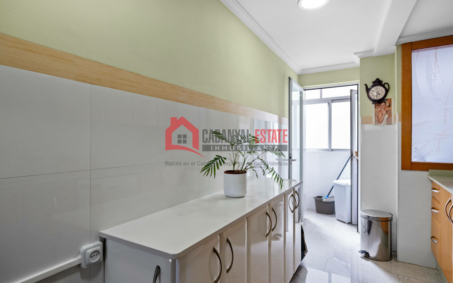 3-bedroom Flat In Valencia (116 M²)