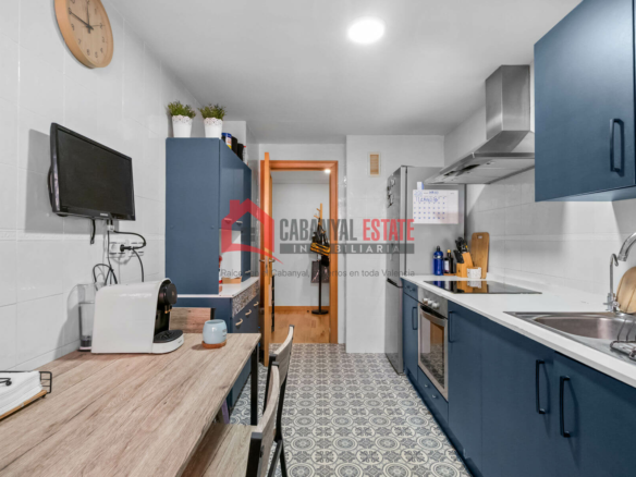3-bedroom Flat In Ribarroja De Turia (143 M²)