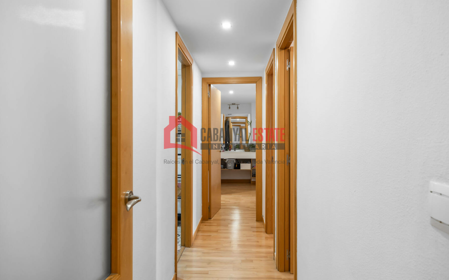 3-bedroom Flat In Ribarroja De Turia (143 M²)
