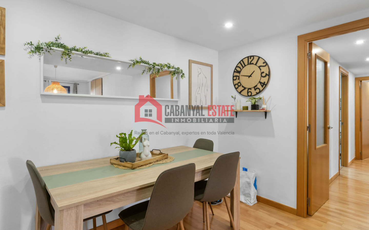 3-bedroom Flat In Ribarroja De Turia (143 M²)
