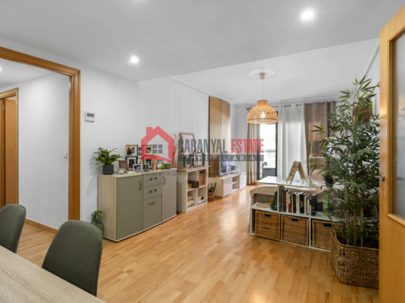 3-bedroom Flat In Ribarroja De Turia (143 M²)