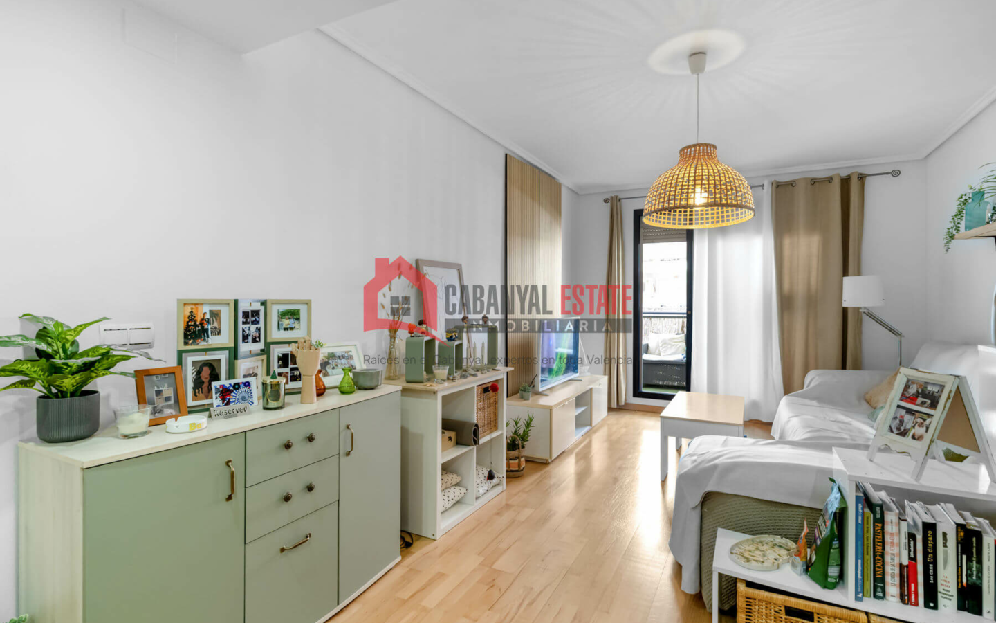 3-bedroom Flat In Ribarroja De Turia (143 M²)