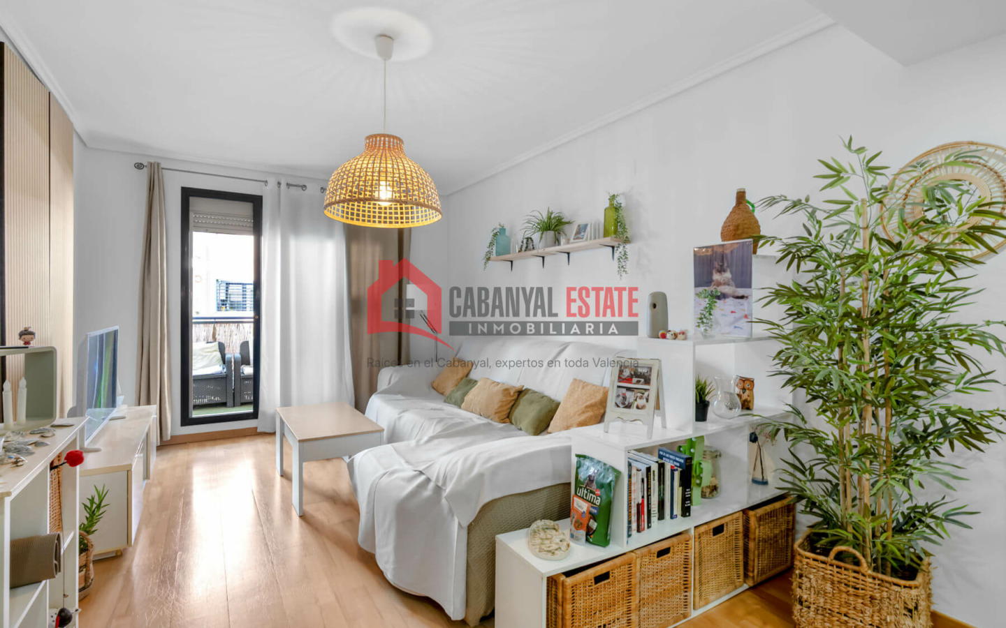 3-bedroom Flat In Ribarroja De Turia (143 M²)