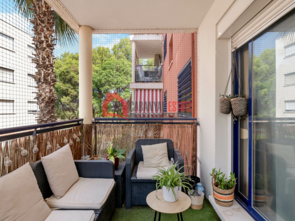 3-bedroom Flat In Ribarroja De Turia (143 M²)