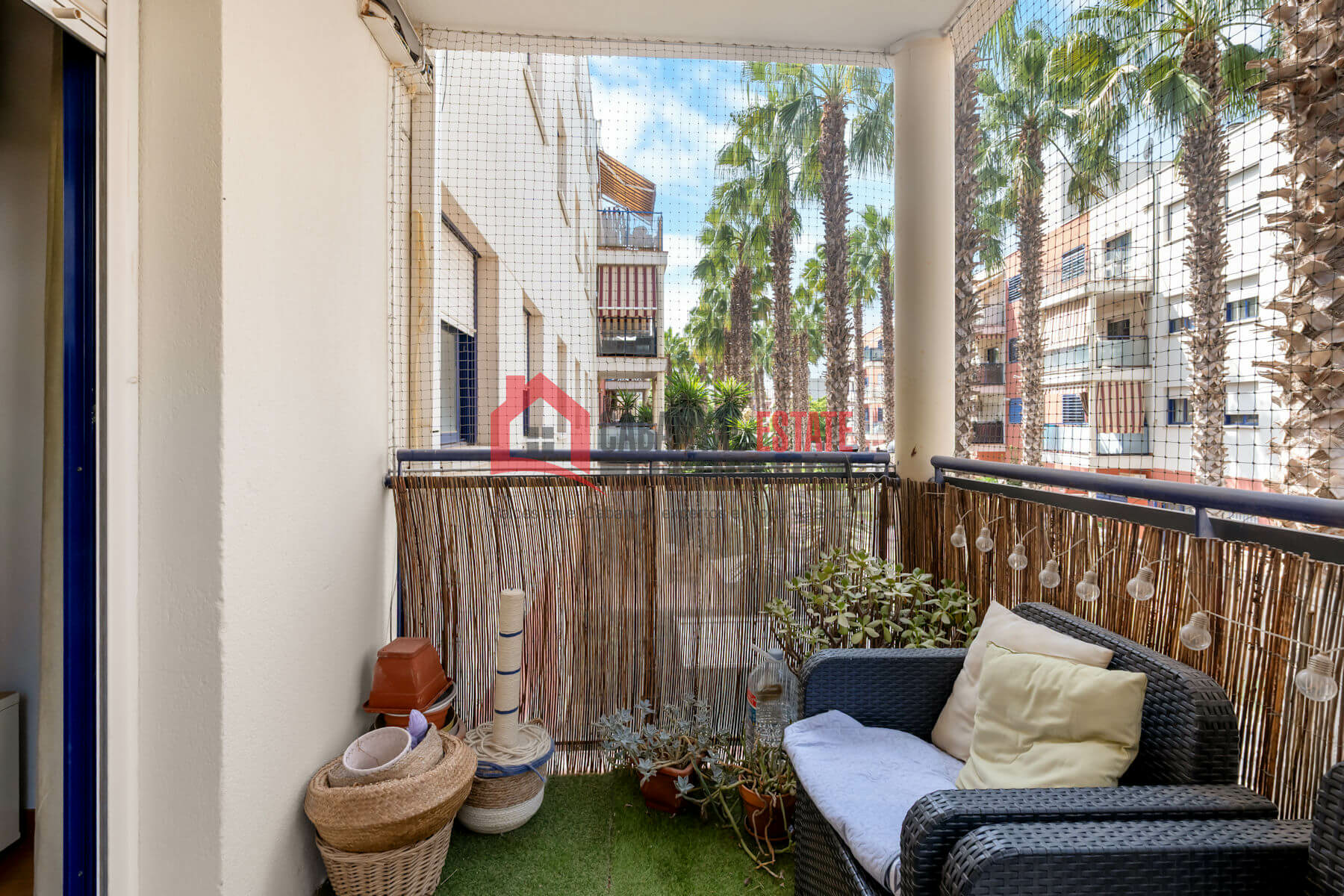 3-bedroom Flat In Ribarroja De Turia (143 M²)