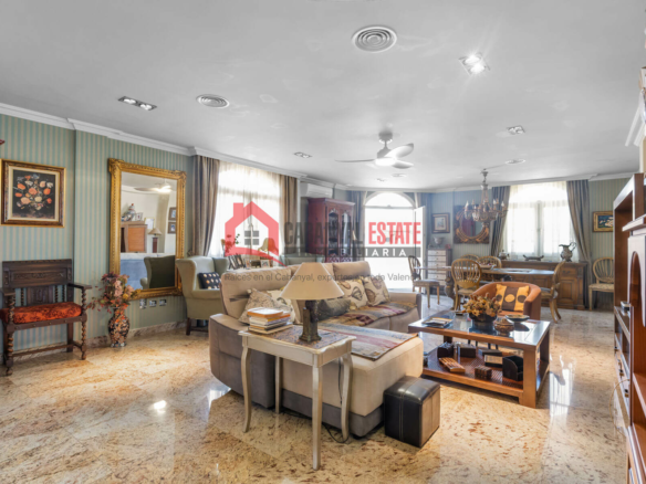4-bedroom Flat In Port De Sagunt (296 M²)