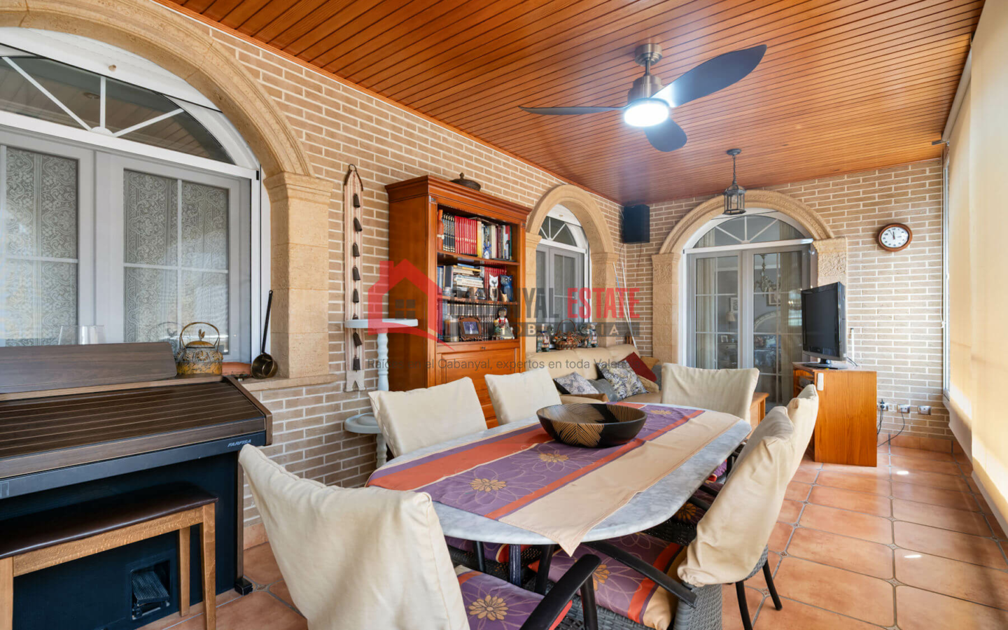 4-bedroom Flat In Port De Sagunt (296 M²)
