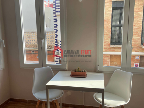 1-bedroom Flat In Valencia (44 M²)