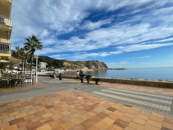 3-bedroom Apartment In Jávea, Spain (135 M²)