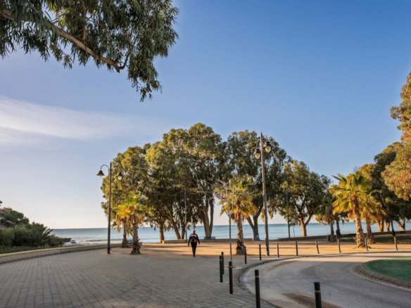 2-bedroom Flat In Villajoyosa (100 M²)