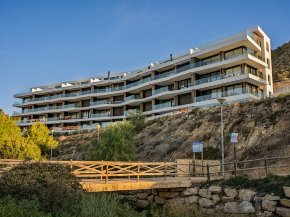 2-bedroom Flat In Villajoyosa (100 M²)