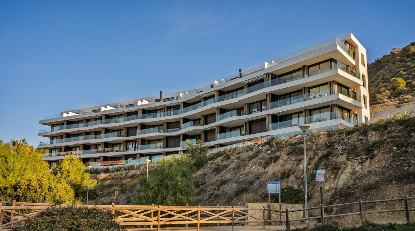 2-bedroom Flat In Villajoyosa (100 M²)
