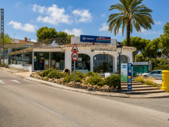 Commercial Premises In Jávea, Spain (120 M²)