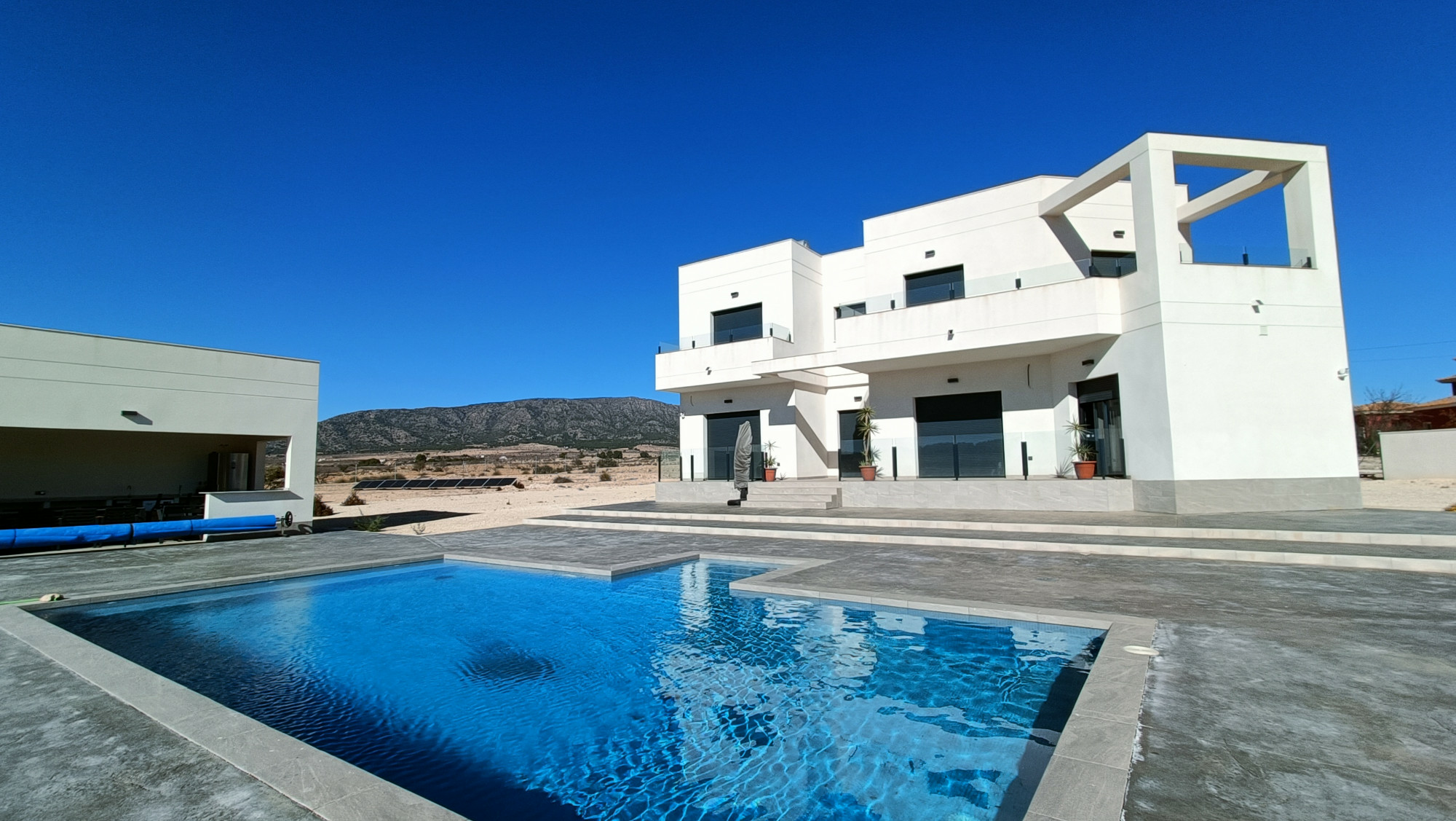 d664738ce94a0d664738ce94a4b-e0ec5d 6-bedroom Detached Villa In Pinoso, Spain (180 M²)