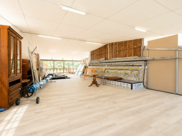 Commercial Premises In Jávea, Spain (120 M²)