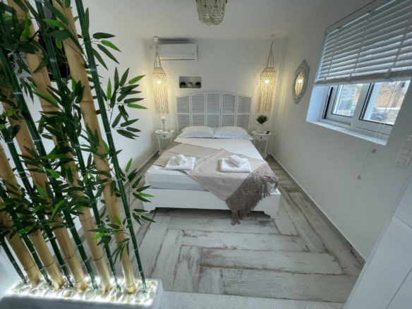 7-bedroom Maisonette In Karistos, Greece (236 M²)