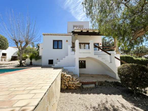 4-bedroom Villa In Jávea, Spain (178 M²)