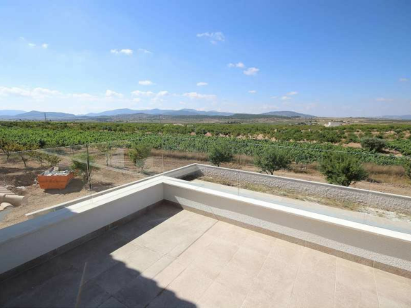 4-bedroom Detached Villa In Pinoso, Spain (220 M²)