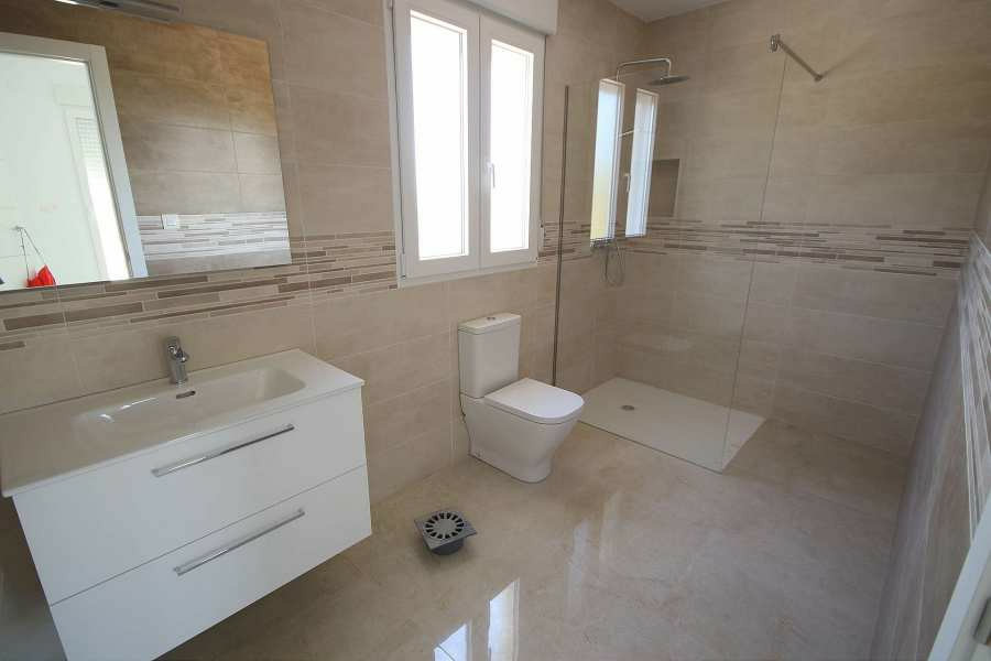 4-bedroom Detached Villa In Pinoso, Spain (220 M²)