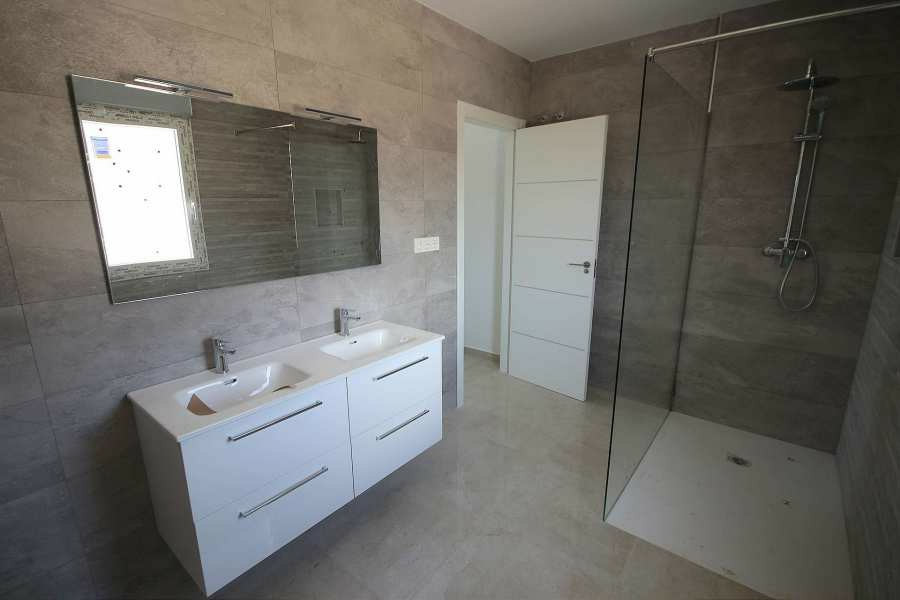 4-bedroom Detached Villa In Pinoso, Spain (220 M²)