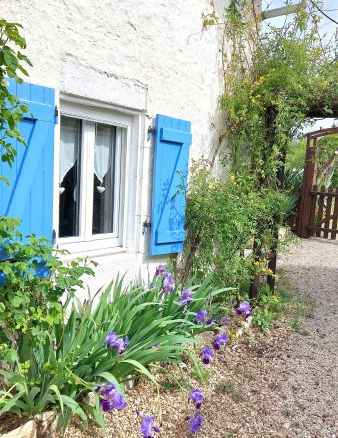 4-bedroom Country House In Messe, France (179 M²)