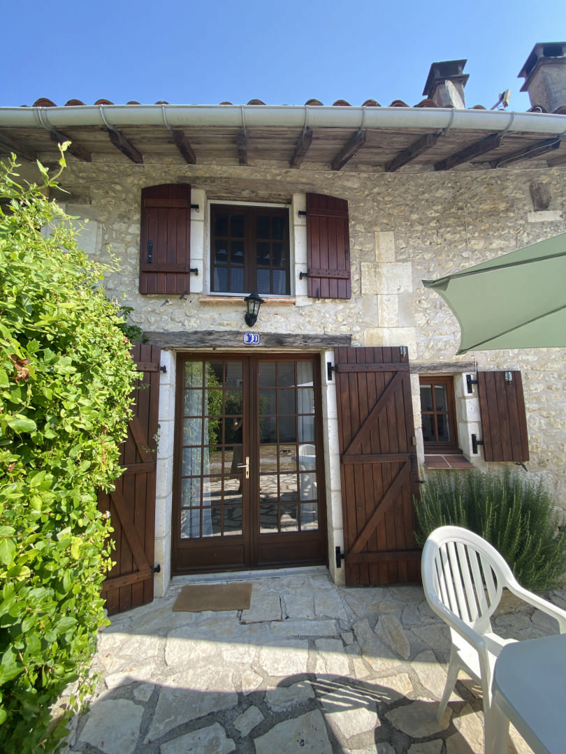 2-bedroom Country House In Pillac, France (60 M²)