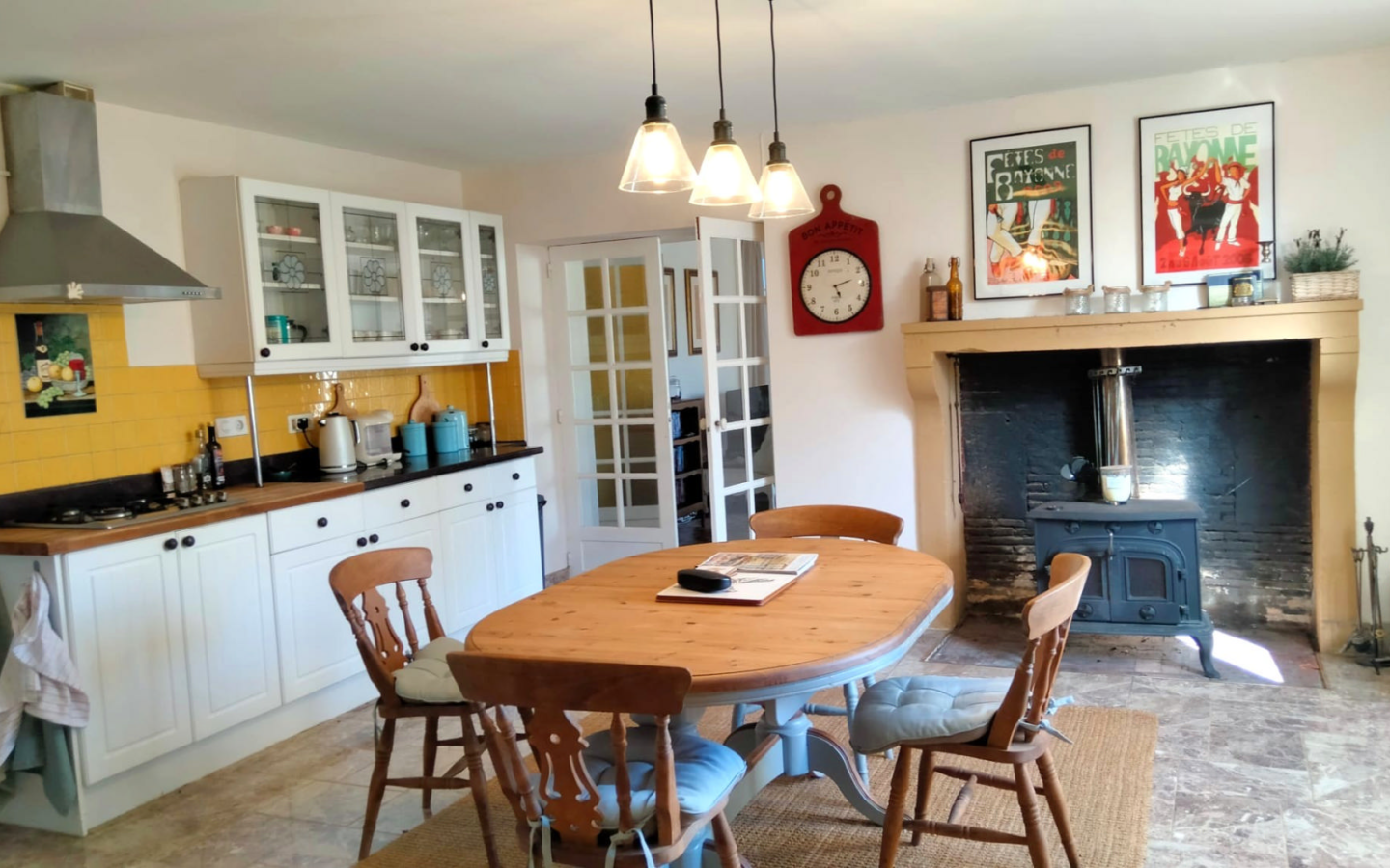 4-bedroom Country House In Usson-du-poitou, France (171 M²)
