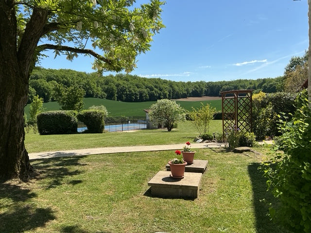 2-bedroom Country House In Pillac, France (60 M²)