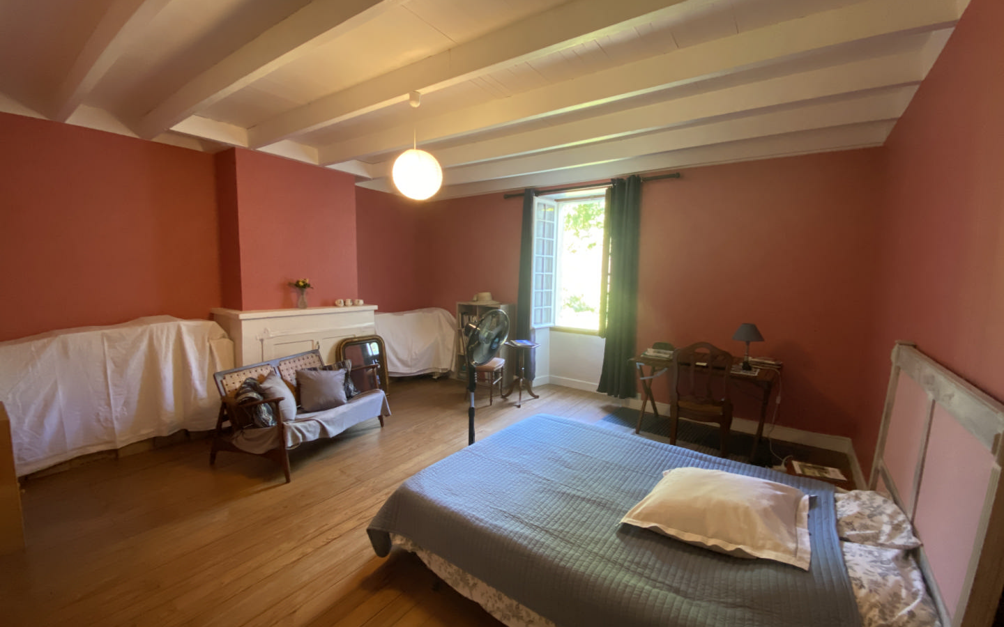 3-bedroom Village House In Rioux-martin, France (147 M²)