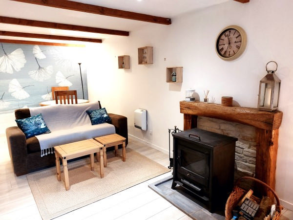 4-bedroom Country House In Messe, France (179 M²)