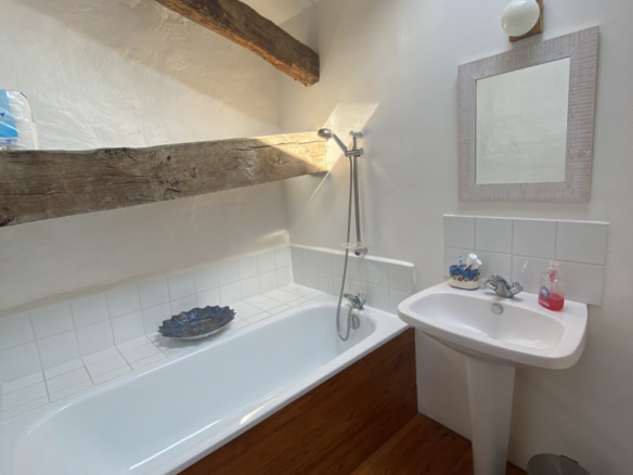 2-bedroom Country House In Pillac, France (60 M²)