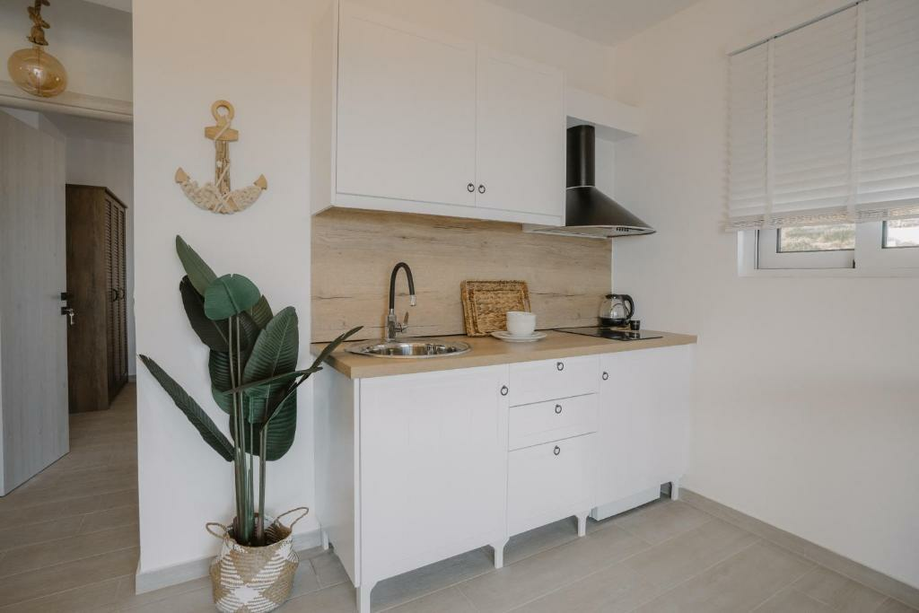 7-bedroom Maisonette In Karistos, Greece (236 M²)