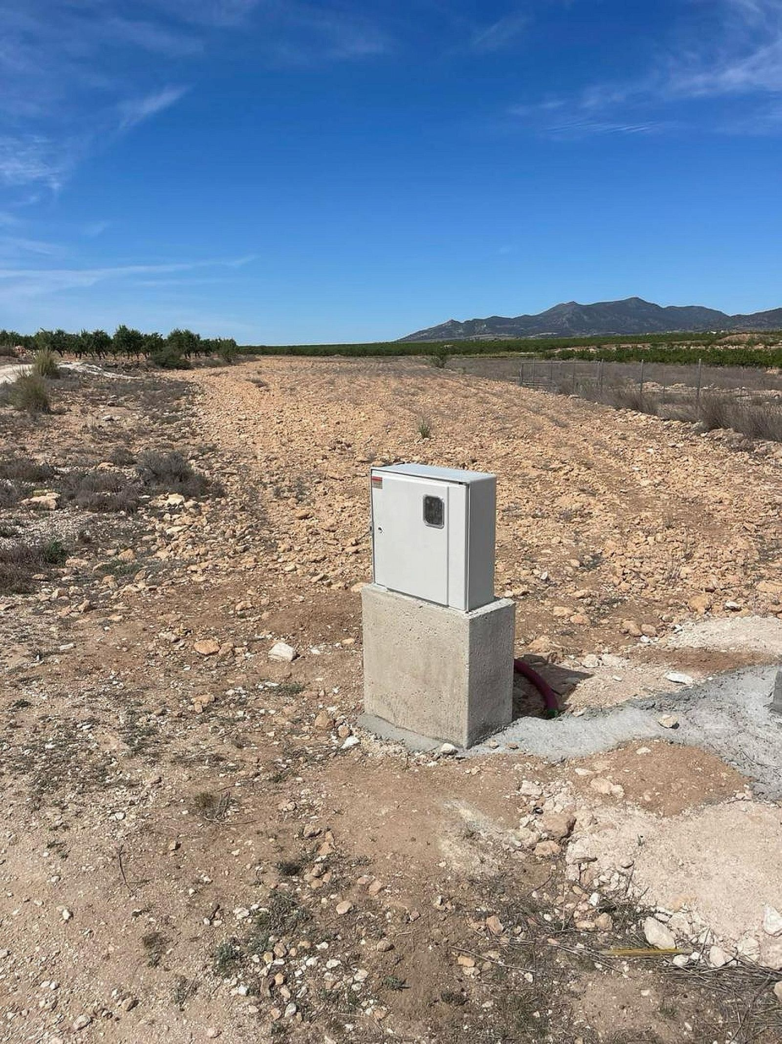 w_fjnru073faefy7b6j4g7-72ba07 Land In Pinoso, Spain (15.000 M²)