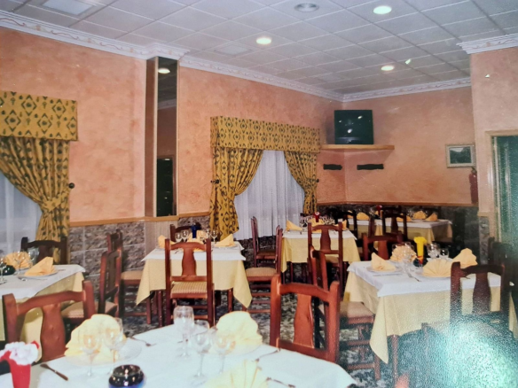 Commercial In Salinas, Spain (1.104 M²)
