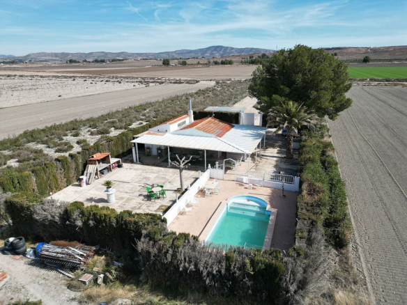 2-bedroom Detached Villa In Villena, Spain (80 M²)