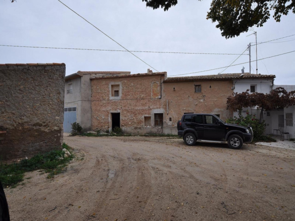 5-bedroom Cave House In Jumilla, Spain