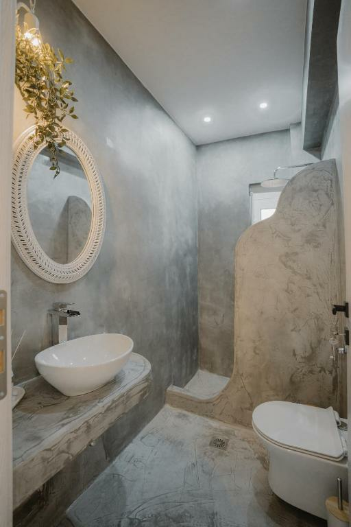 7-bedroom Maisonette In Karistos, Greece (236 M²)