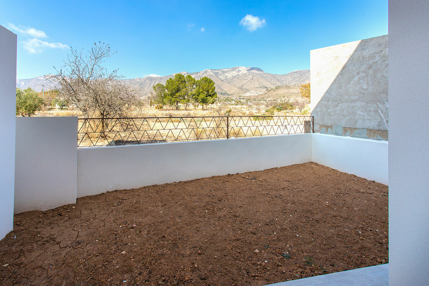 3-bedroom Bungalow In Hondón De Las Nieves, Spain (120 M²)