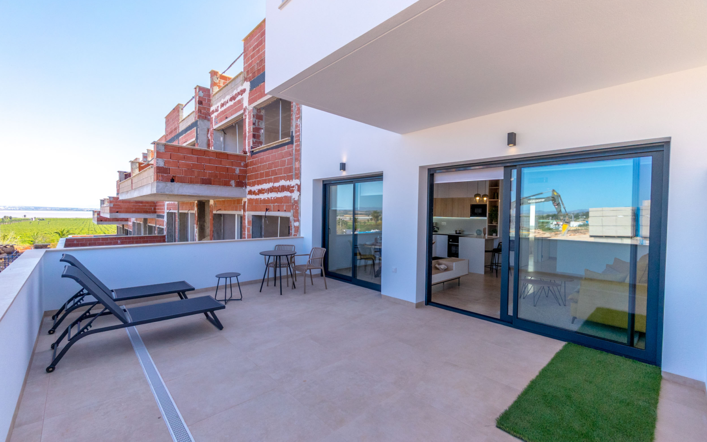 2-bedroom Bungalow In Torrevieja, Spain (160 M²)