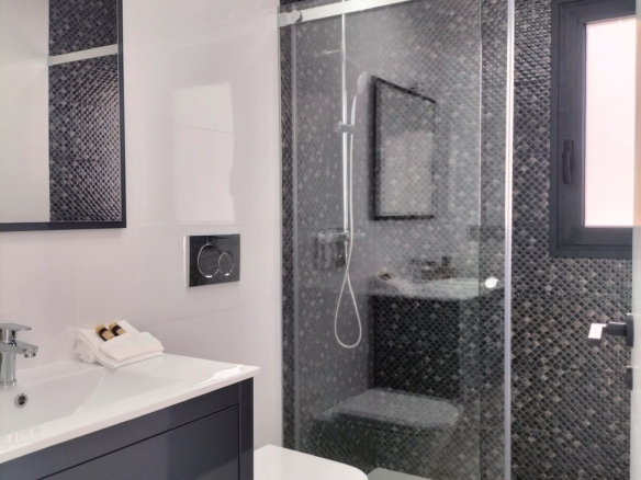 3-bedroom Villa In Pilar De La Horadada, Spain (205 M²)