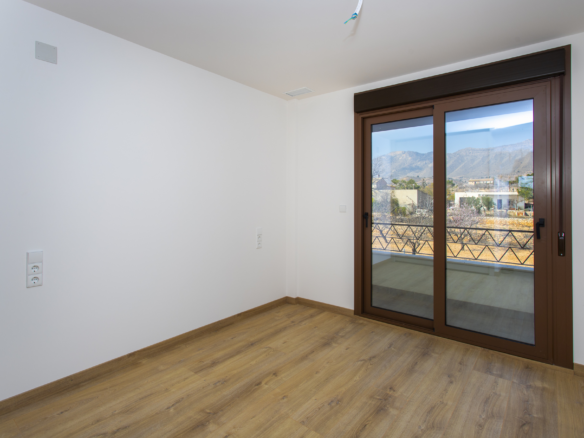 3-bedroom Bungalow In Hondón De Las Nieves, Spain (120 M²)